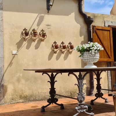Vasi e porta oggetti in ceramica artigianale